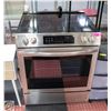 Image 2 : FRIGIDAIRE 30 INCH 5.3 CU FT ELECTRIC RANGE