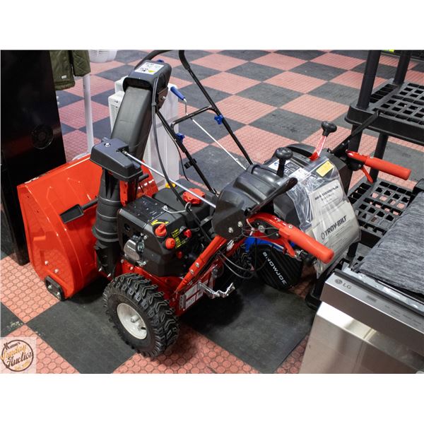TROY-BILT STORM 24" 243CC 2-STAGE GAS SNOW BLOWER