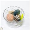 Image 1 : LOT OF EGG SHAPED STONES