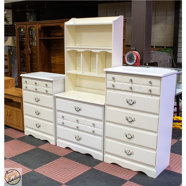 3PC VINTAGE WHITE BEDROOM SET WITH 2 DRESSERS &