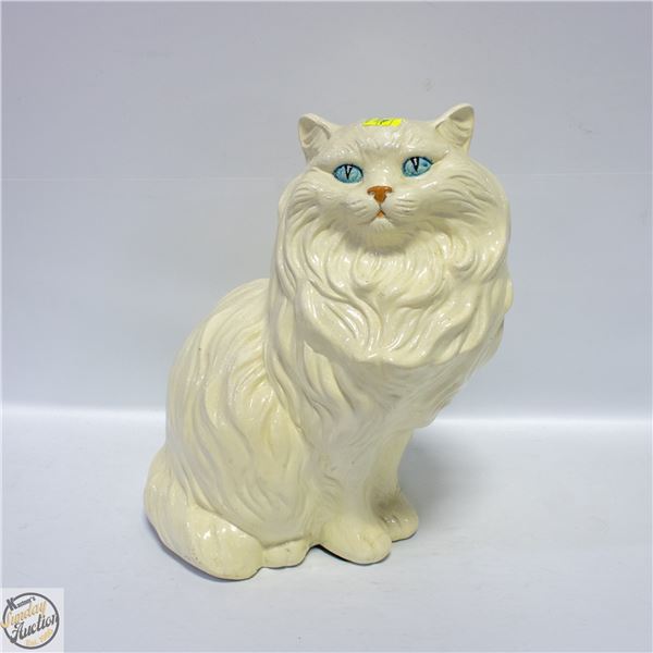 VINTAGE CERAMIC PERSIAN CAT FIGURINE