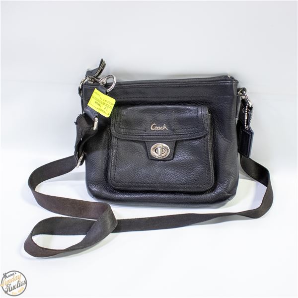 COACH BLACK LEATHER PURSE, ZIPPER, 8"W X 9"H