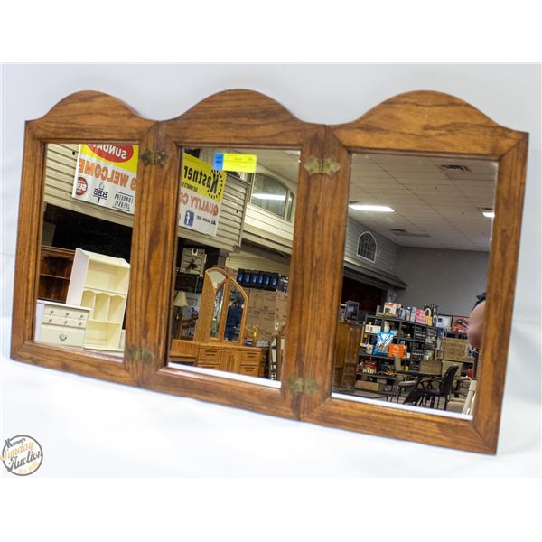 ANTIQUE OAK FRAMED TRI-PANEL TABLE TOP MIRROR