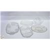 Image 1 : LOT OF GLASS SERVING TRAYS