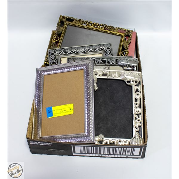 LOT OF METAL DECOR PICTURES FRAMES