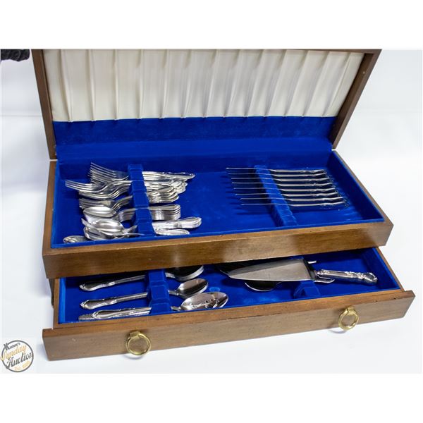 WOOD BOX WITH BLUE LINING AND FLATWARE