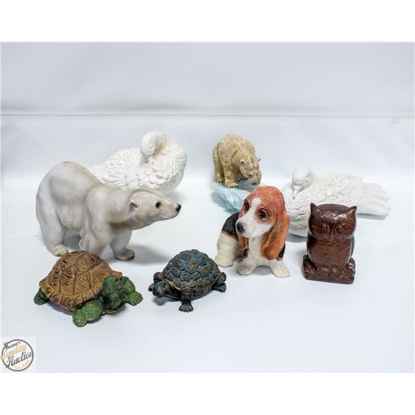 LOT OF ANIMAL FIGURINES