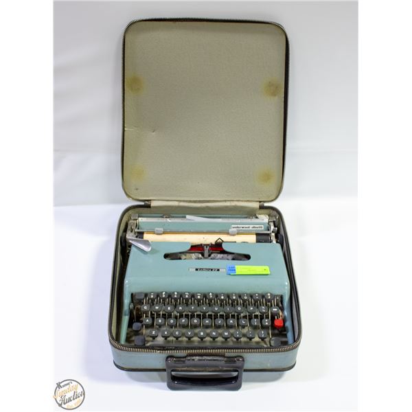 UNDERWOOD OLIVETTI PORTABLE TYPEWRITER IN CASE