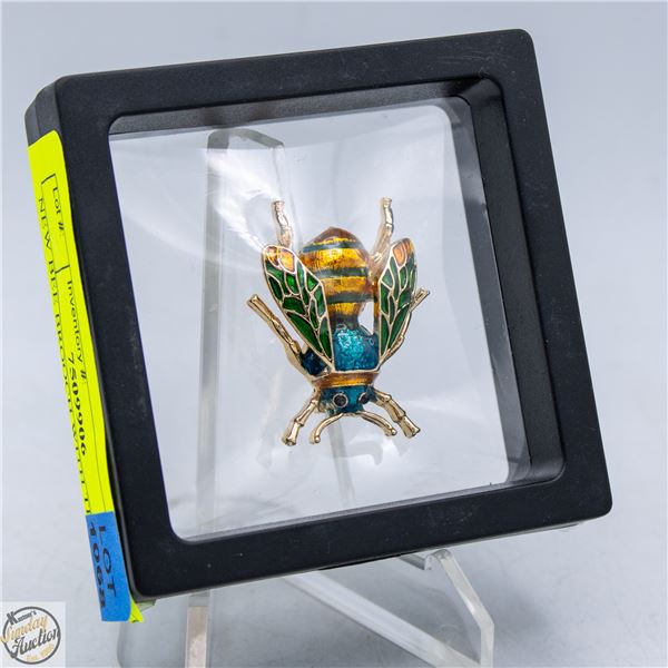 NEW BEE BROOCH WITH TEAL AND GOLD