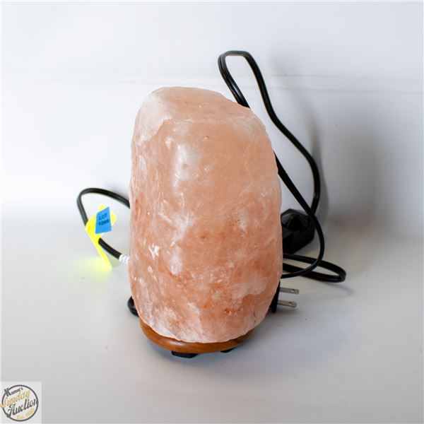 7.4LBS MEDIUM SALT LAMP WORKING 8” HIGH
