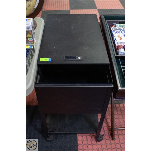 LOCKING ROLLING FILE CABINET NO KEY H-28" W-16.5"