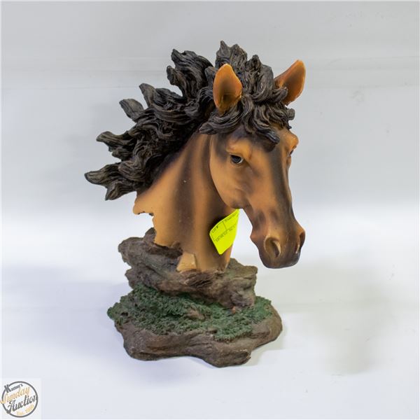 HORSE SCULPTURE