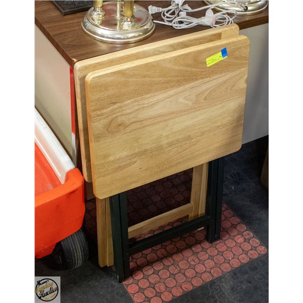 2 WOOD FOLDING TABLES