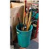 Image 1 : LOT OF YARD TOOLS