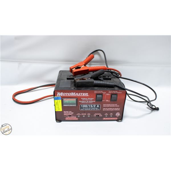 MOTOMASTER BATTERY CHARGER WITH