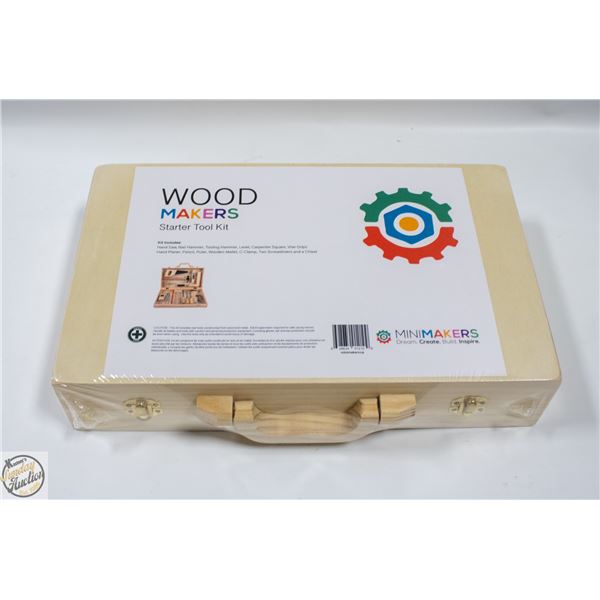 KIDS WOOD MAKER TOOL KIT WITH REAL TOOLS IN WOODEN