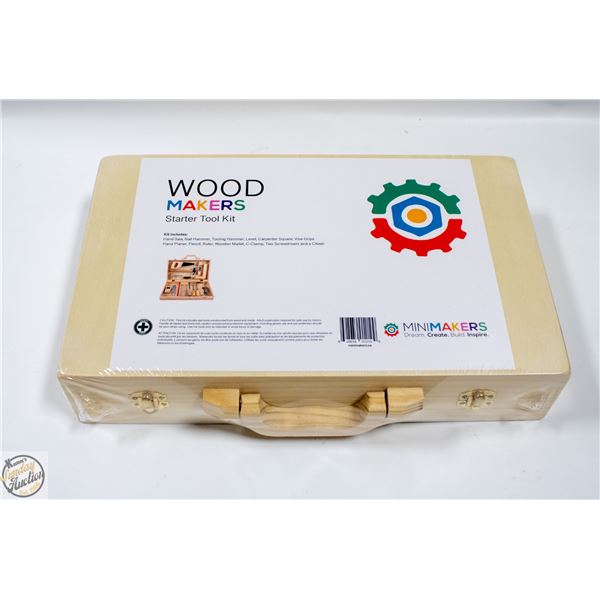 KIDS WOOD MAKER TOOL KIT WITH REAL TOOLS IN WOODEN