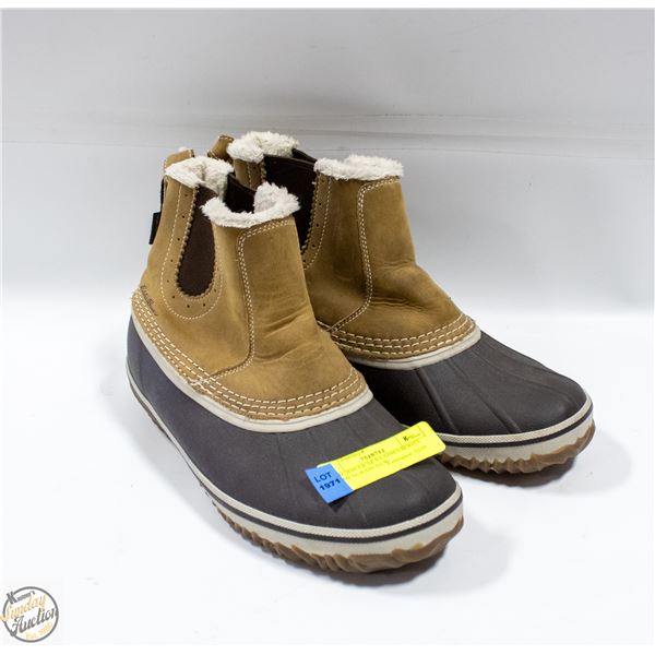 EDDIE BAUER SZ 9 LADIES BOOTS FOR MUD+RAIN NEW