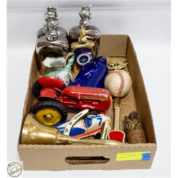 ASSORTED VINTAGE DECOR ITEMS - ETC