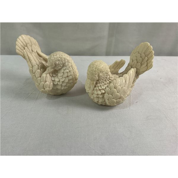 2 Vintage Alabaster Cream Dove