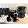 Image 3 : 83 pcs Vintage Black Pottery
