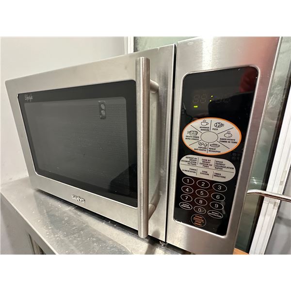 Sanyo mirco wave oven