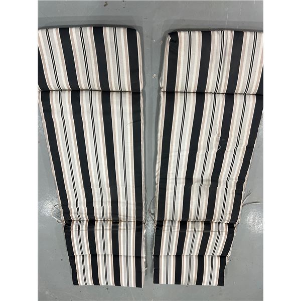 Pair of Lounger Coushions