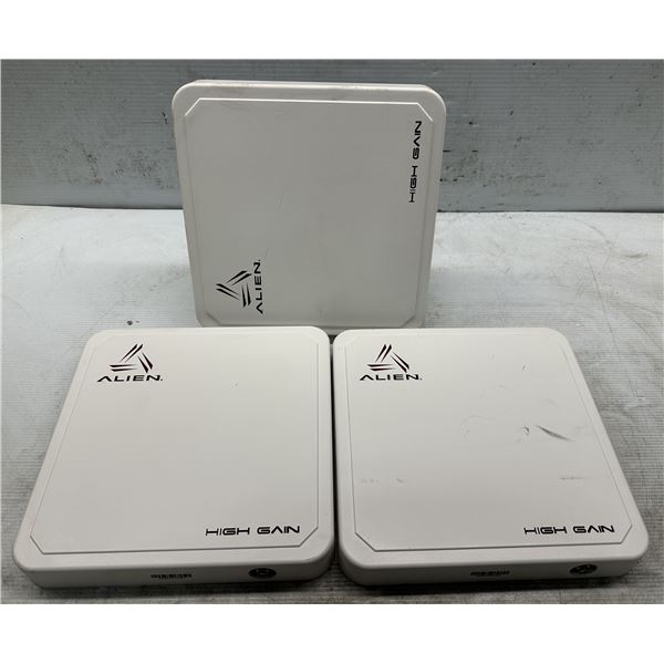 (3) Alien #ALR-8698 / 866-868 MHz Circular Antennas