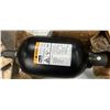 Image 4 : Parker #BA01B5U28NA1 Hydraulic Accumulator