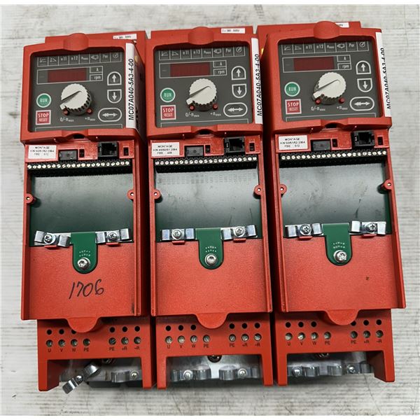 (3) Sew Eurodrive #8272530Type MC07A040-5A3-4-00 Movitrac Inverters
