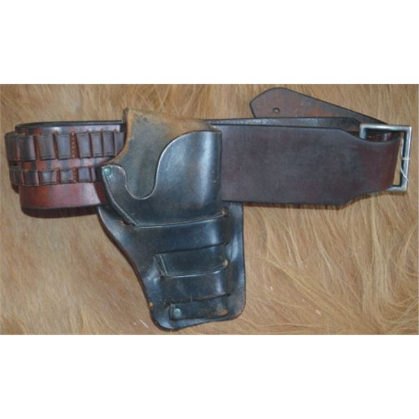 Heiser gun rig, holster and cartridge belt