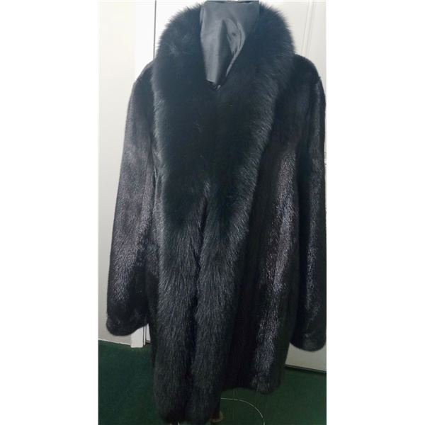 CASCADE FUR: Stunning Black Ranch Mink Jacket with Black Fox Tuxedo Fronts