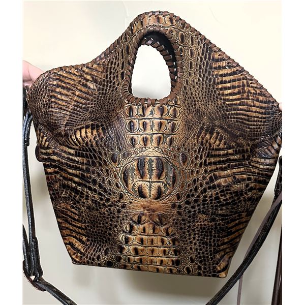 ERIKA LOWRY & CRAIG DIXON: Double J Hornback Gator Purse & Clint Orms Silk Scarf