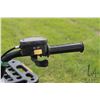 Image 13 : 1998 Polaris Magnum 500 Quad, liquid cooled, dual sensing EBS (Engine Breaking System), showing 563 