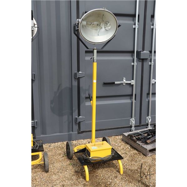 Canadian Electrical Products 400 watt mercury Halide jobsite lamps