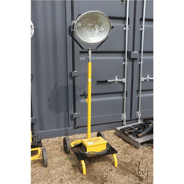 Canadian Electrical Products 400 watt mercury Halide jobsite lamps