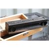 Image 2 : 8" precision machinist level with cross test vial and case