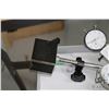 Image 3 : Magnetic dial indicator base with two specialized dial indicators