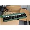 Image 4 : Black and Decker Bulldawg 1/2" electric impact and 10 impact socket set with case, working at time o
