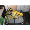 Image 1 : Two halogen work lights, one stand, and joined clamps