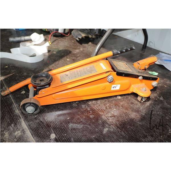 Strongarm 4400lb floor jack