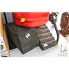 Image 2 : Pair of rubber car ramps and a 25L jerry can