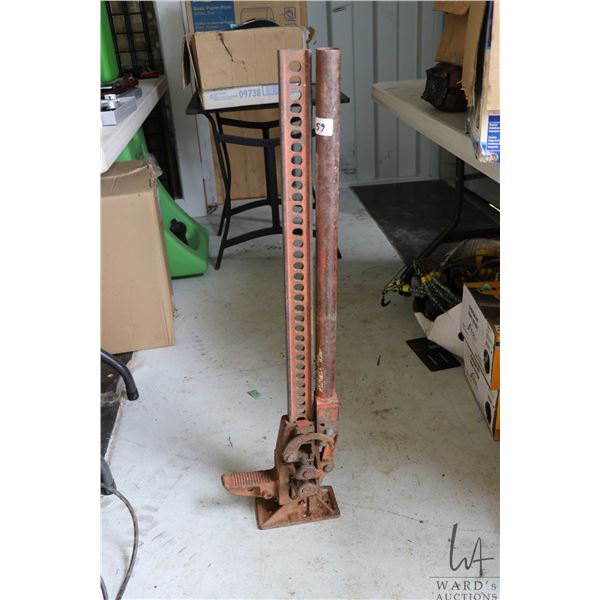 36" tall jackall