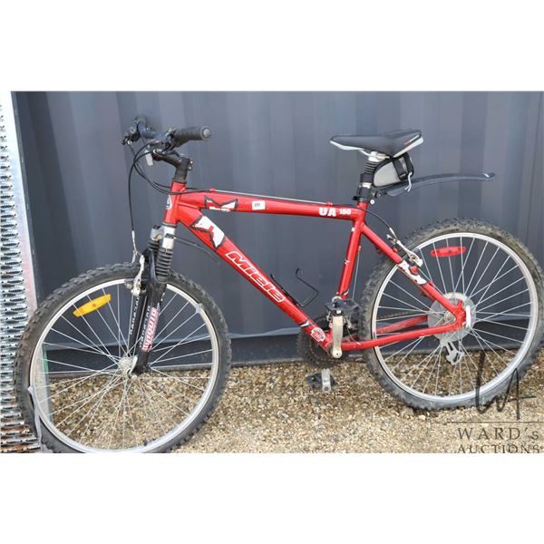Miele UA150 Urban Assault 18 speed mens mountain with front suspension, needs new tires