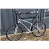 Image 1 : Trek Navigator 3.0 24 speed men's mountain bike, 16" frame, front suspension, 26" road tire