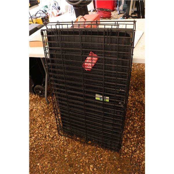Folding metal dog kennel, 36"x22"