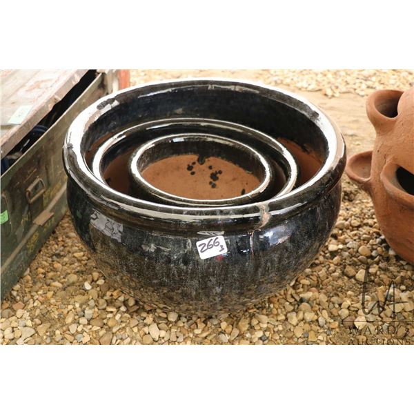 Set of matching black terracotta planters in graduating sizes, largest measures 18" diameter, note l