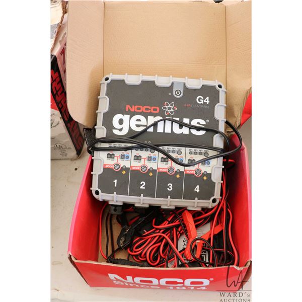Noco Genius G4 4.4a smart battery charger, comes with multitude of connections and original box