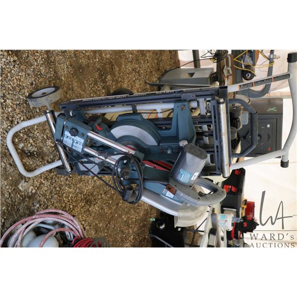 Bosch 3915 10" sliding compound mitre saw with Delta folding and rolling saw stand, working at time 