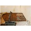 Image 2 : Beaver table saw 8" table saw with table extensions, 53" wide work surface, working at time of catal